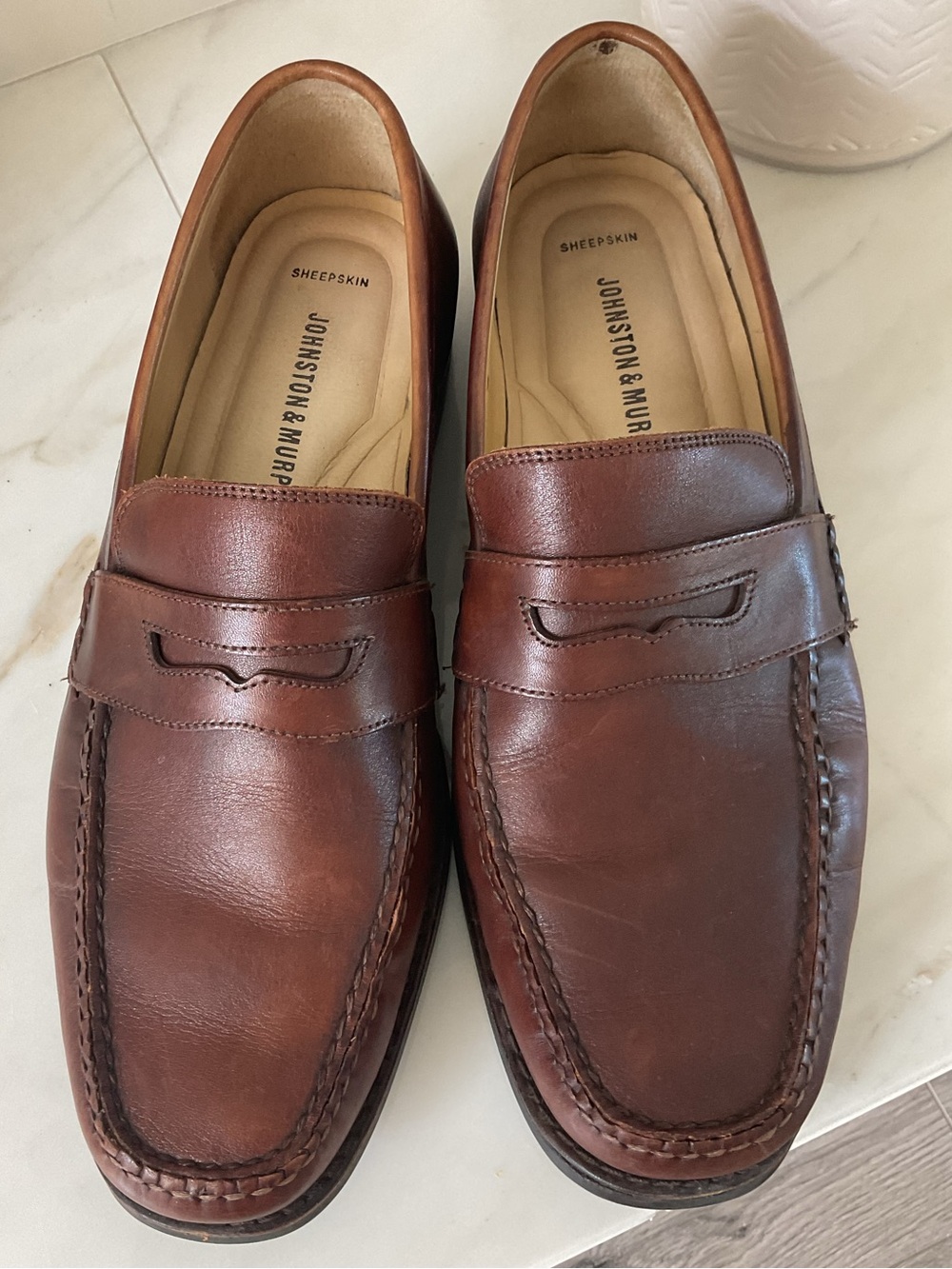 Johnston & Murphy Ainsworth Chestnut Brown Leather Penny Loafers